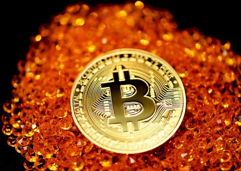 Bitcoin Decouples From Miner Flows With -0.15 Correlation Bitcoin Decouples From Miner Flows With -0.15 Correlation