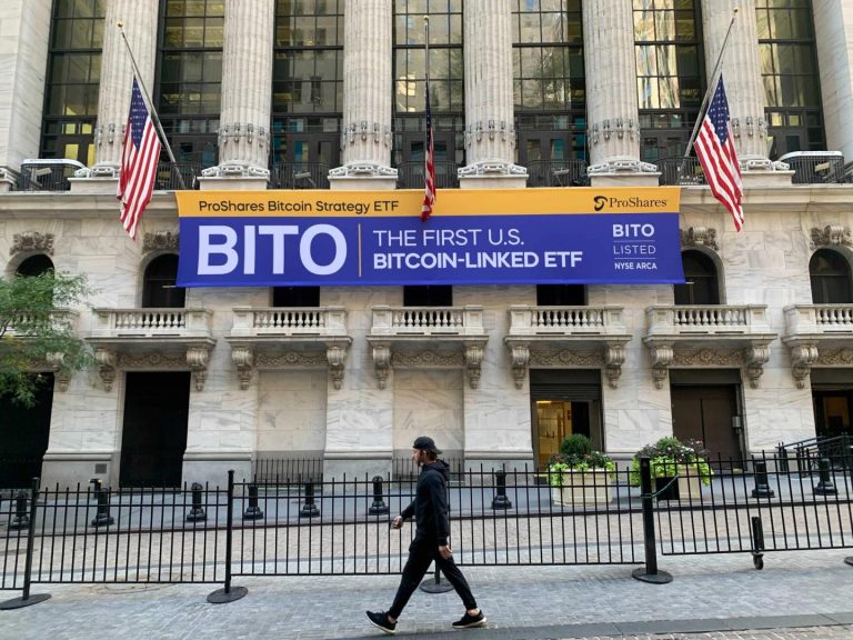 NYSE Lists Solana, Hedera, Litecoin Spot Crypto ETFs for Trading This Week NYSE Lists Solana, Hedera, Litecoin Spot Crypto ETFs for Trading This Week