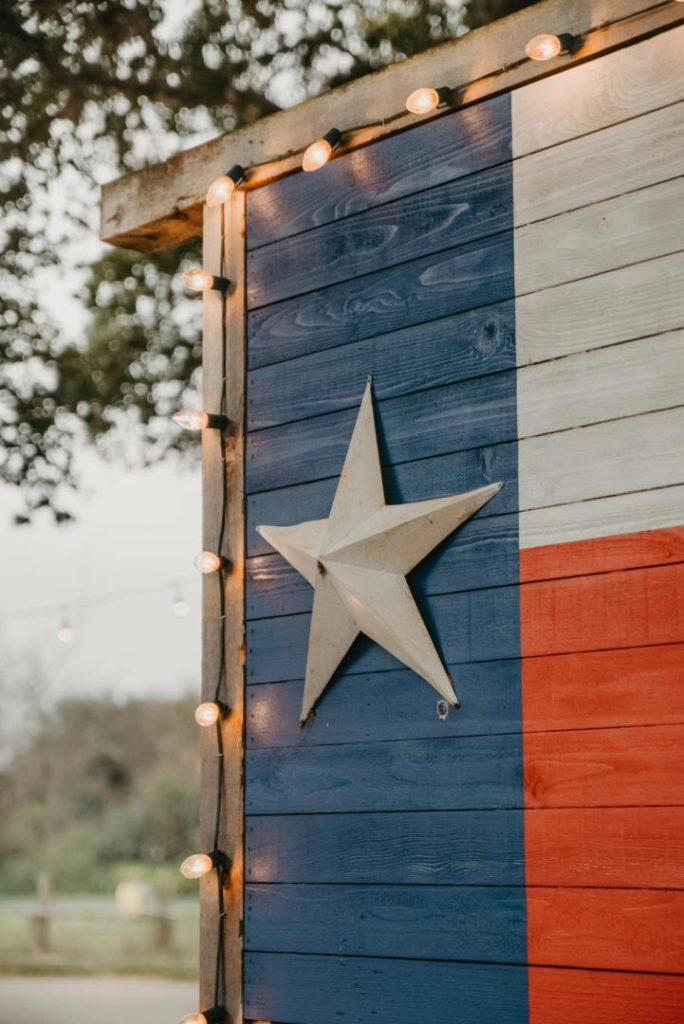 Texas Buys $5M in BTC ETF as States Edge Toward First Government Crypto Reserves